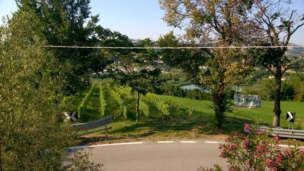 Agriturismo Za Beata Bed & Breakfast Penna Sant'Andrea Bagian luar foto