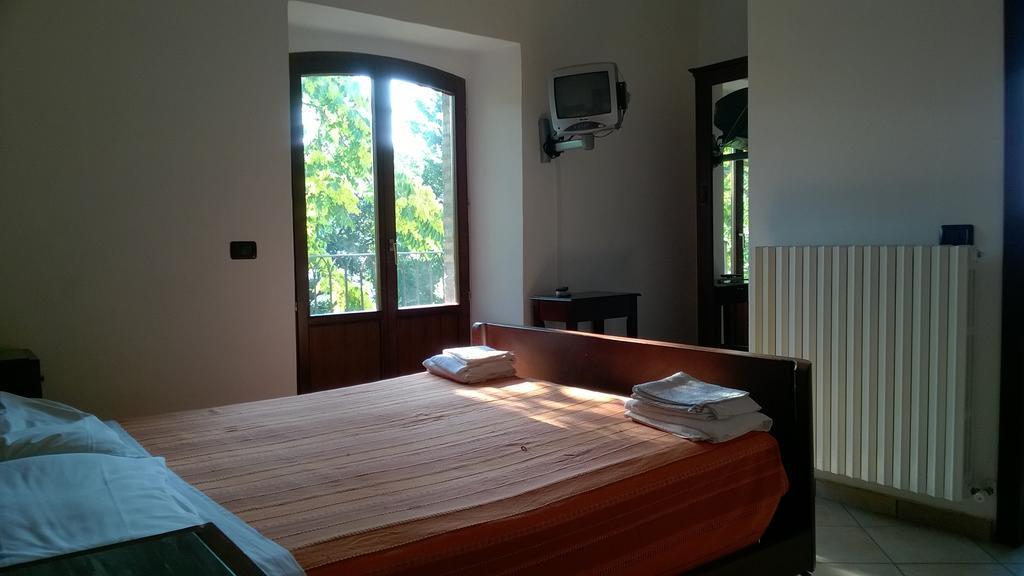 Agriturismo Za Beata Bed & Breakfast Penna Sant'Andrea Bagian luar foto