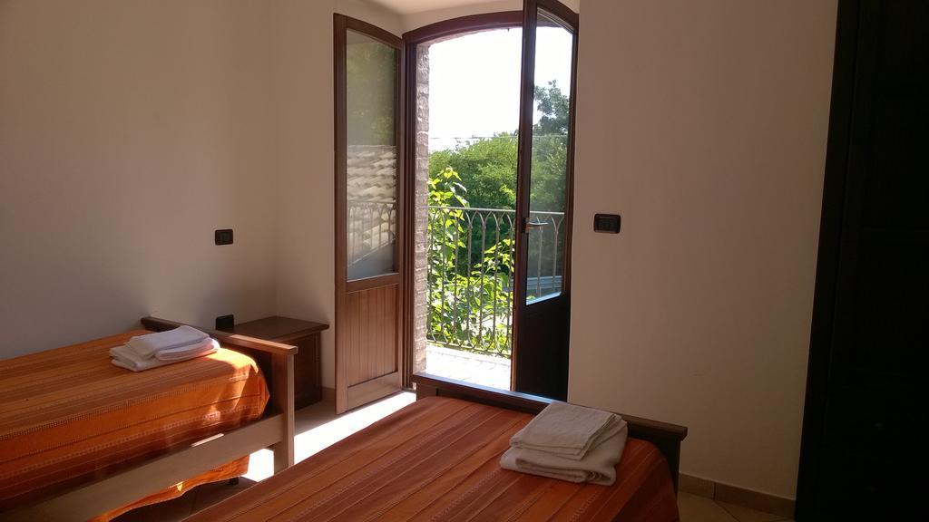 Agriturismo Za Beata Bed & Breakfast Penna Sant'Andrea Bagian luar foto